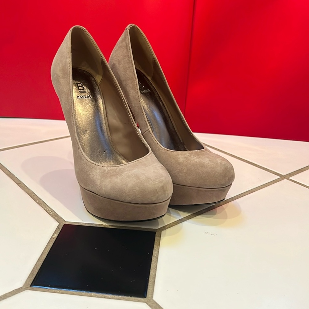 Bakers Suede Heel Pumps Greyish Pink